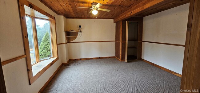 Building Photo - 18 Lake Ridge Rd