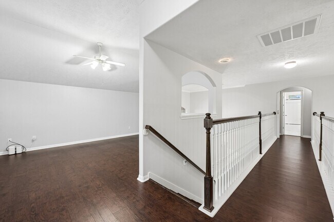 Building Photo - 20903 Ochre Willow Tr