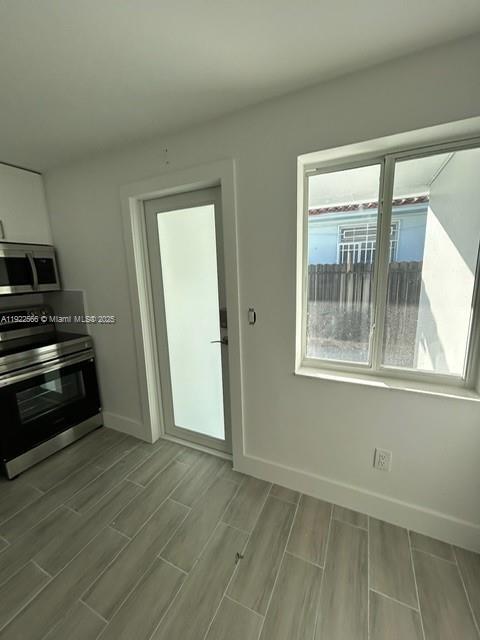 Building Photo - 7154 SW 22nd St