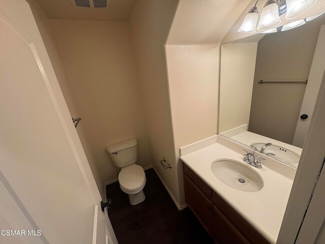 Building Photo - 1654 Heywood St