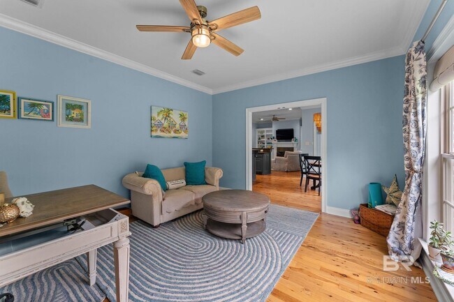 Building Photo - 25911 Tealwood Dr