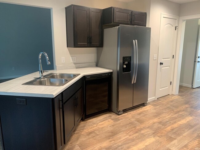 Building Photo - 5149 Pigeon Creek Ct