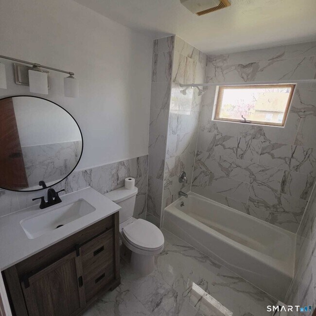 Building Photo - 124 Geddes Terrace