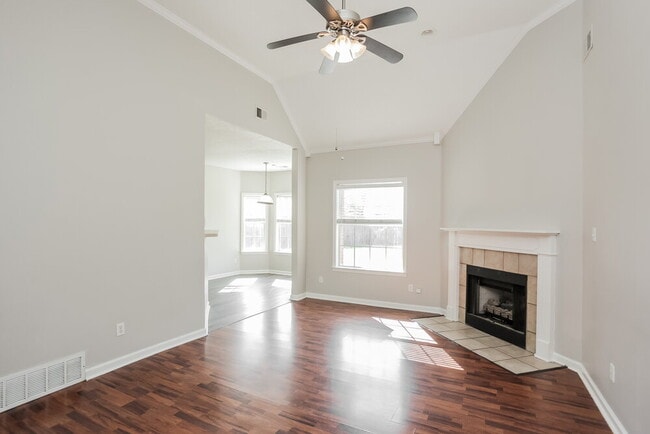 Building Photo - 2675 Meis Ln