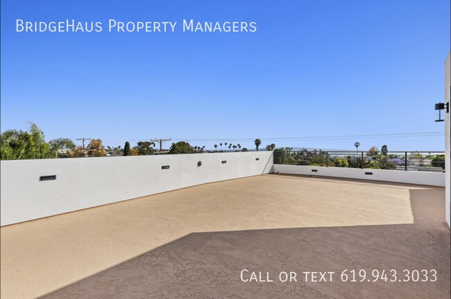 Building Photo - 3248 Clairemont Dr