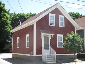 Building Photo - 141 Bath St