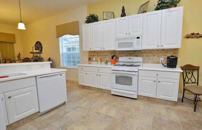 Building Photo - Available for 2026 season -- Fully Furnished - Fiddler's Creek — Resort Style Amenities -- Fiddle...