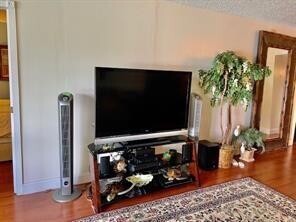 Building Photo - 9230 Lagoon Pl