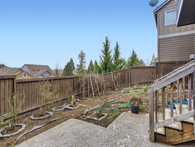 Building Photo - 6102 NW 170th Ave