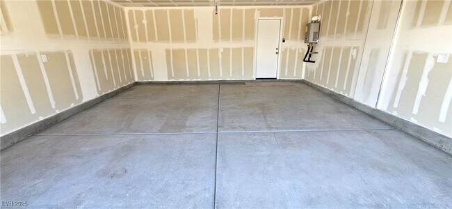 Building Photo - 6071 Swift Lariat St
