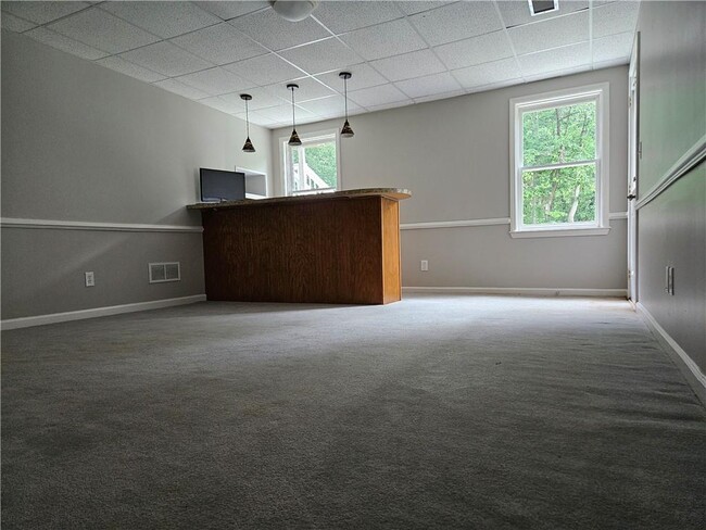 Building Photo - 1665 Windsong Park Dr NE