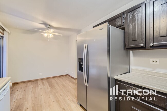 Building Photo - 1510 Farrington Ct