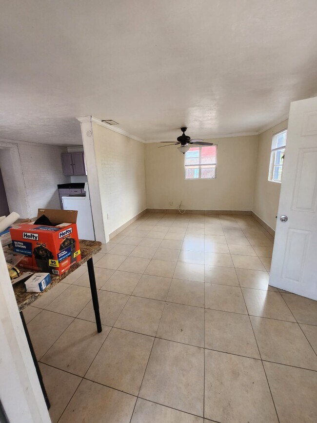 Building Photo - 4730 68th Ln N