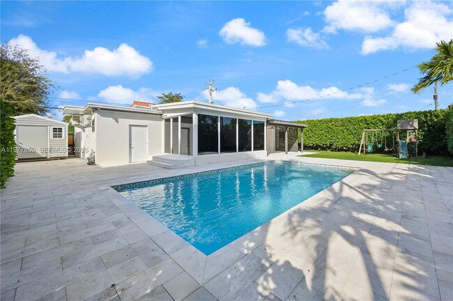 Building Photo - 7750 SW 16th St