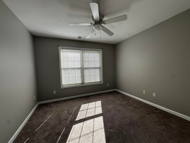 Building Photo - 2224 Wilmington Ln