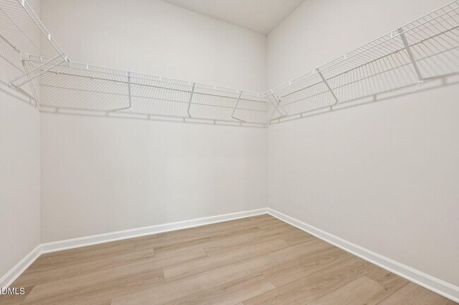 Building Photo - 316 Karlov Rd