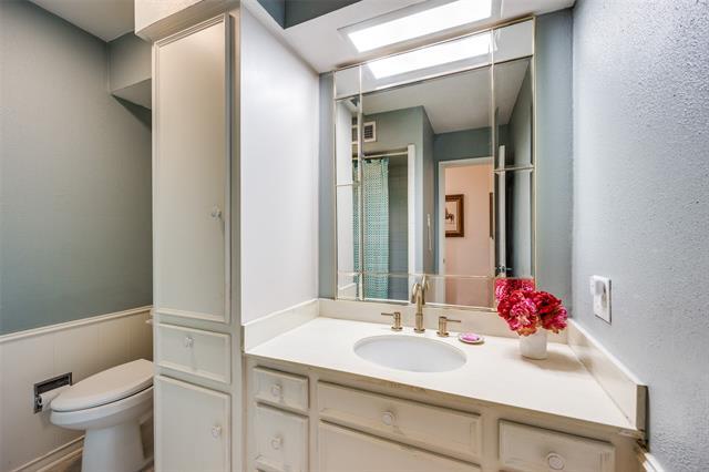 Building Photo - 6318 Danbury Ln