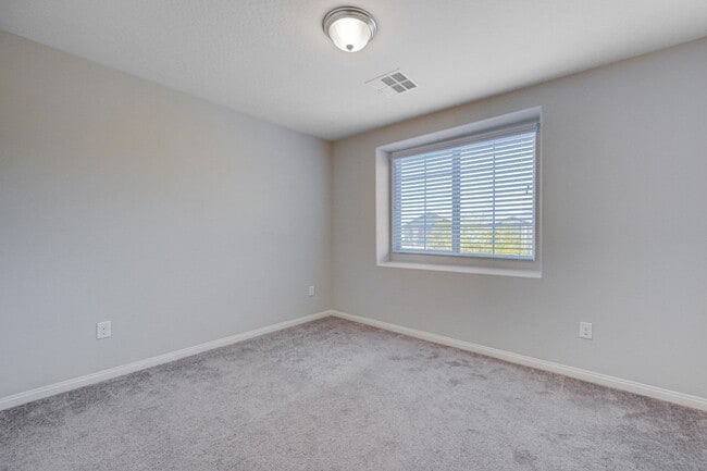 Building Photo - GORGEOUS 4 Bedroom, 2 Story Home located in the SW!