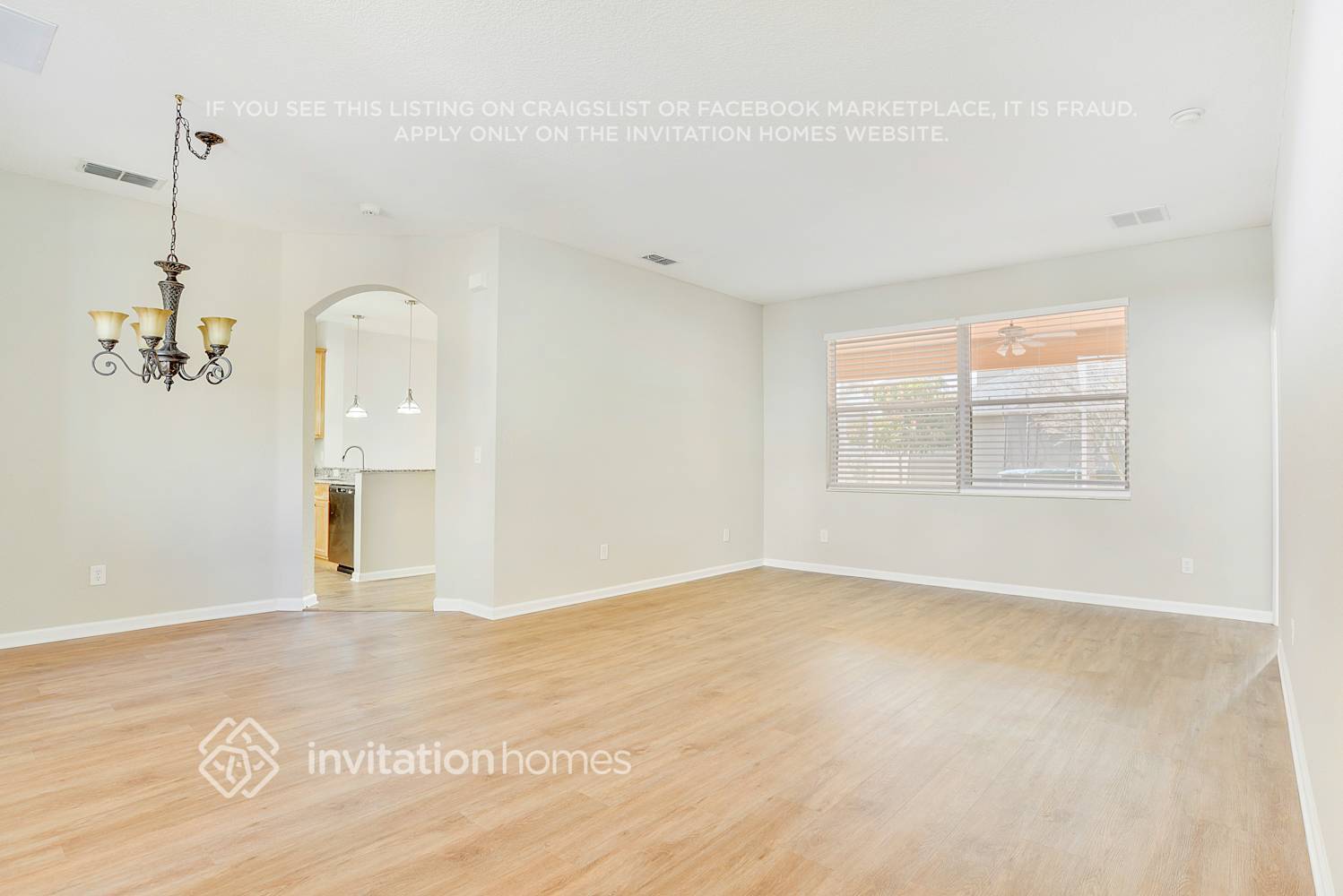 Building Photo - 2920 Willow Creek Ln