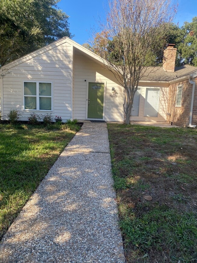 Building Photo - 4603 Hickory Downs Dr