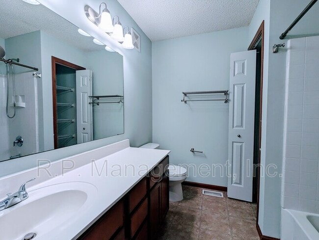 Building Photo - 3352 Hazel Trail