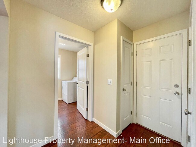 Building Photo - 3 br, 3.5 bath House - 3280 Brianna St NW