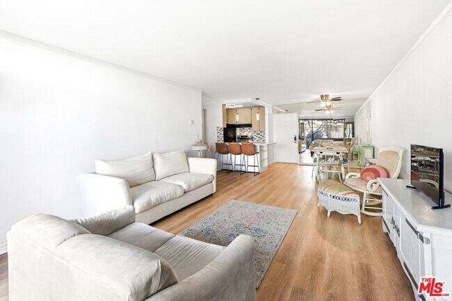 Building Photo - 7740 Redlands St