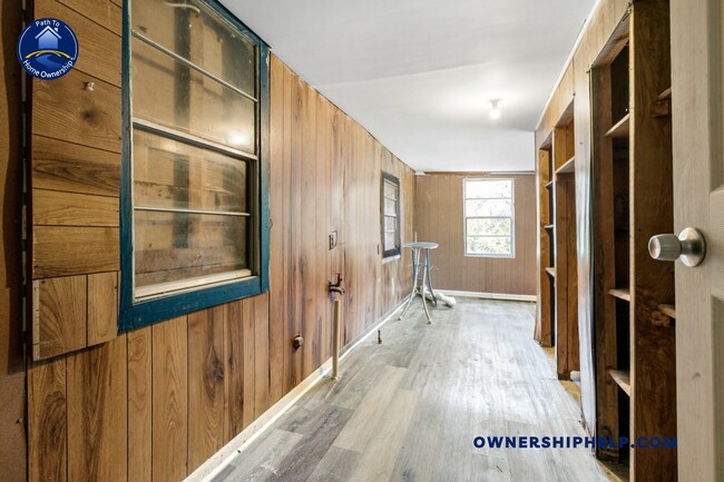 Building Photo - 72071 Rose Ave