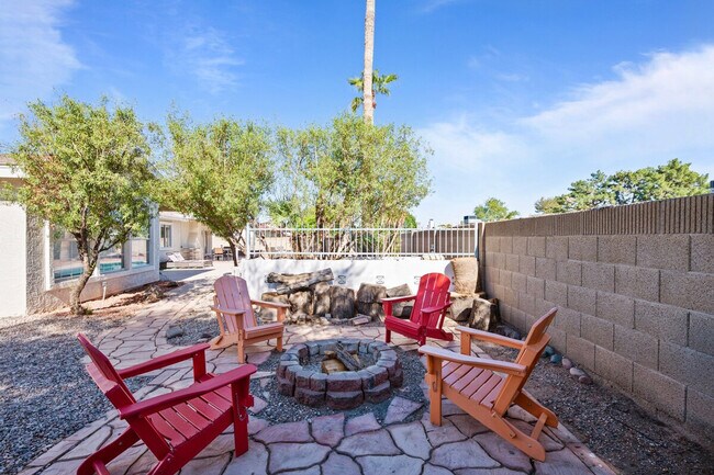 Building Photo - 4329 E Cherokee St