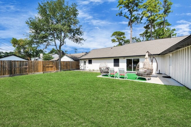 Building Photo - 10227 Metronome Dr