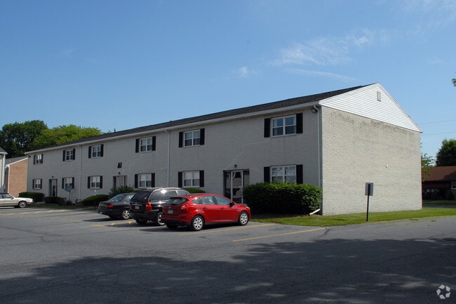 Primary Photo - Orchard Apartments