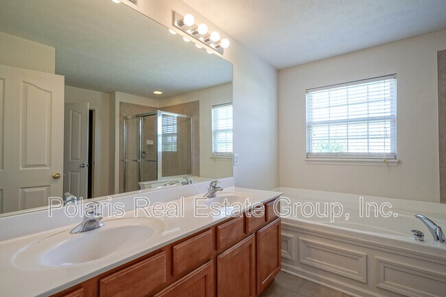 Building Photo - 11919 Cabri Ln