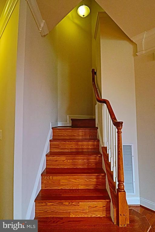 Building Photo - 7200 Phelps Hill Ct