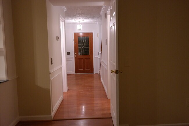 Building Photo - 5802 Bunker Woods Ln