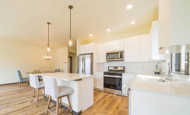 Building Photo - Beautiful condo in a great location!
