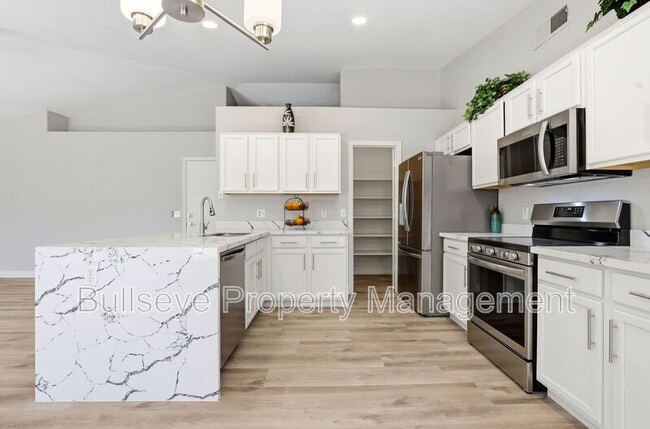 Building Photo - 2163 S Tucana Ln