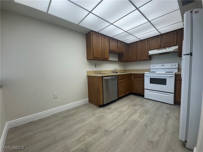 Building Photo - 1530 Mainsail Dr