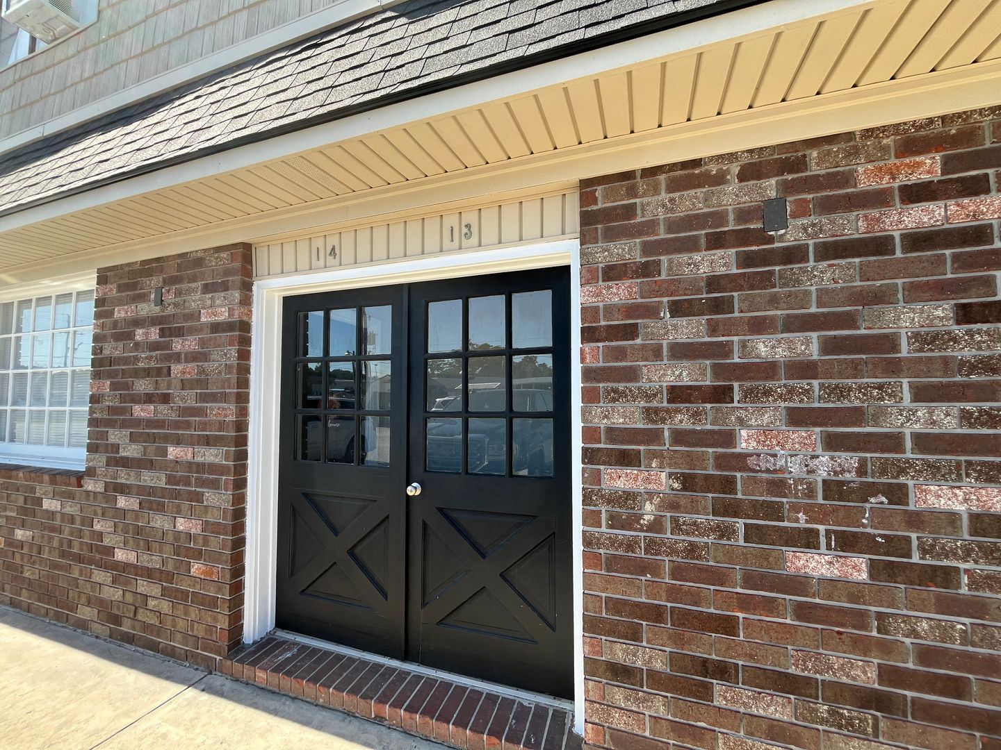 Building Photo - 142 Goshen Rd