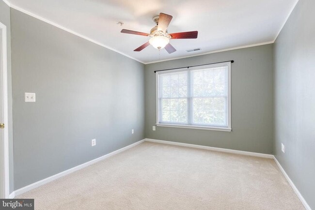 Building Photo - 2459 Cheyenne Dr