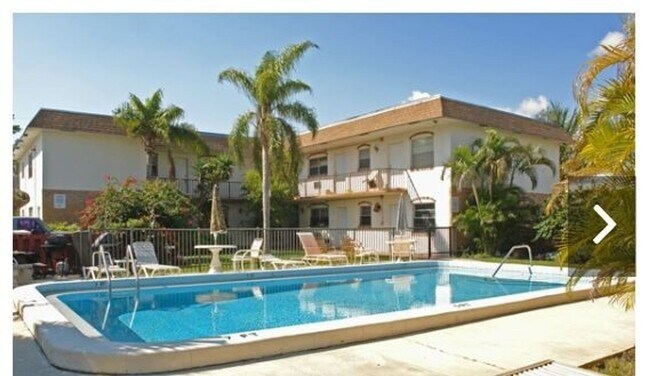 Interior Photo - 100 NE 9 St Pompano Beach, FL 33060