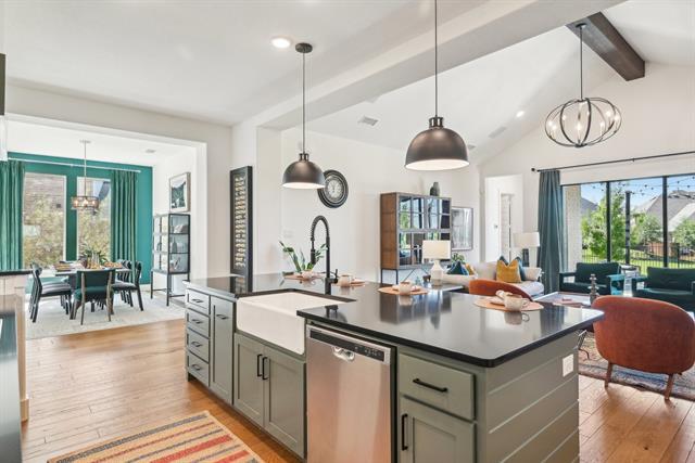 Building Photo - 11479 Misty Ridge Dr
