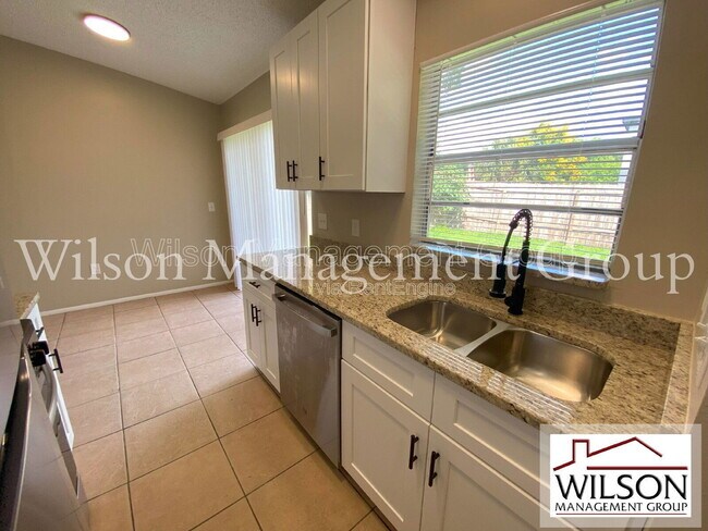 Building Photo - 5511 Lehigh Ave