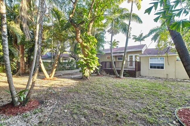 Building Photo - 2 br, 1 bath House - 571 NE 110th Ter