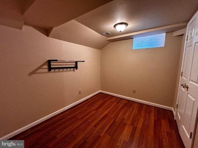 Building Photo - 119 Cardinal Ln
