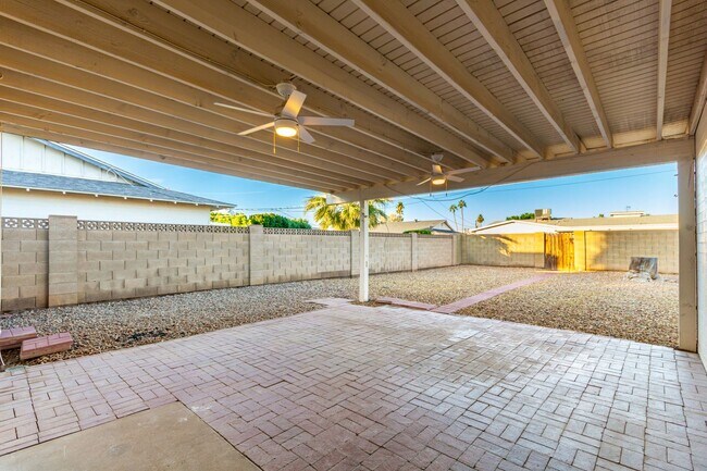 Building Photo - Scottsdale 3 bedroom long term rental
