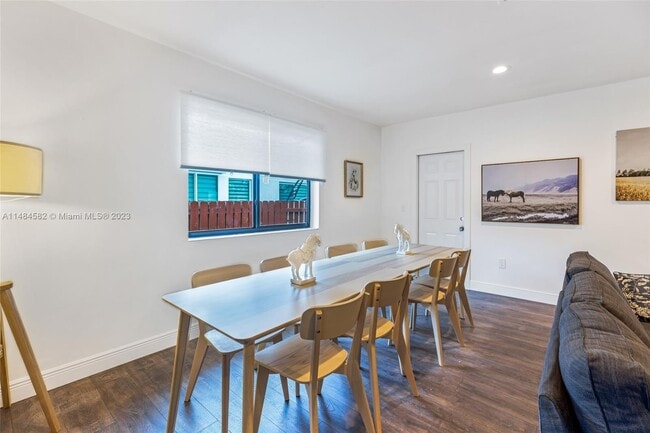 Building Photo - 7548 Adventure Ave