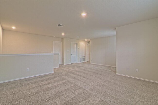 Building Photo - 105 Bird Cherry Wy