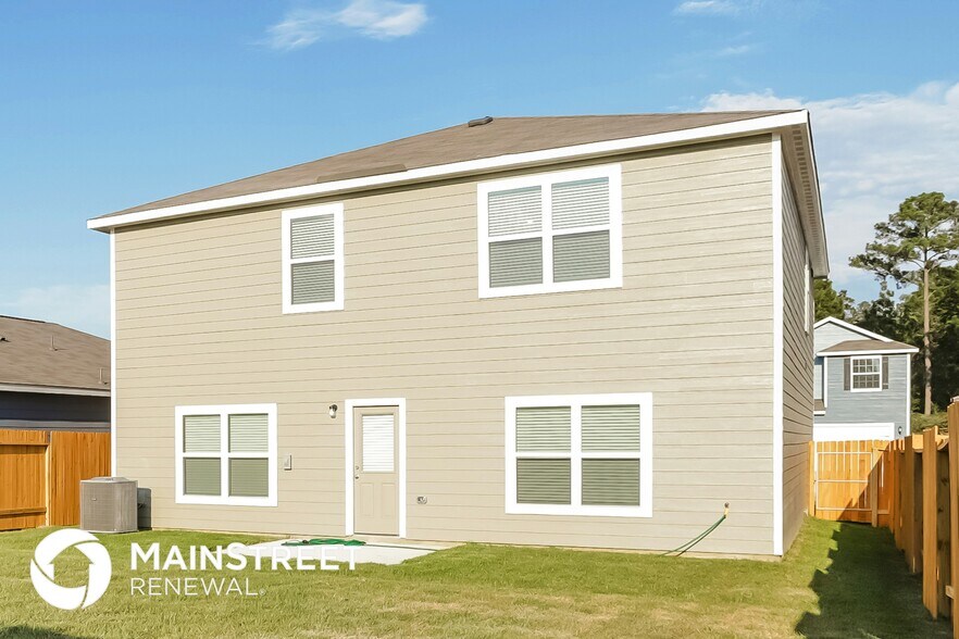 Building Photo - 23018 Bellini Dr