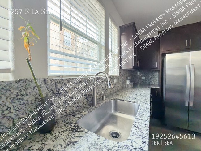 Building Photo - 1257 La Sera Ln