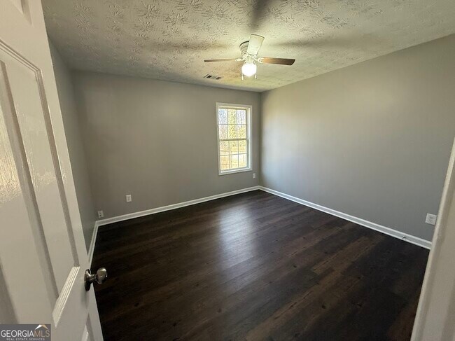 Building Photo - 419 Shenandoah Ct